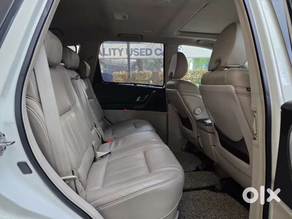 Mahindra Xuv500 At W10 Fwd, 2016, Diesel