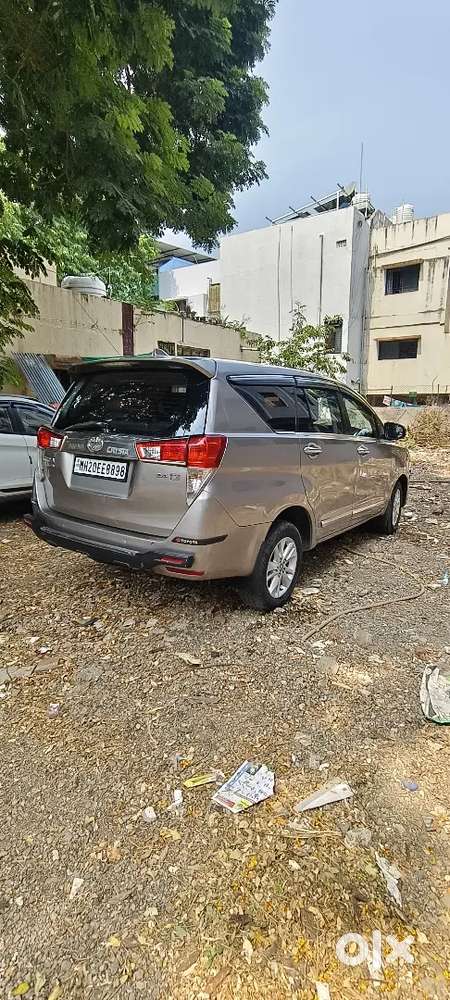 Toyota Innova Crysta 2017 Diesel Well Maintained