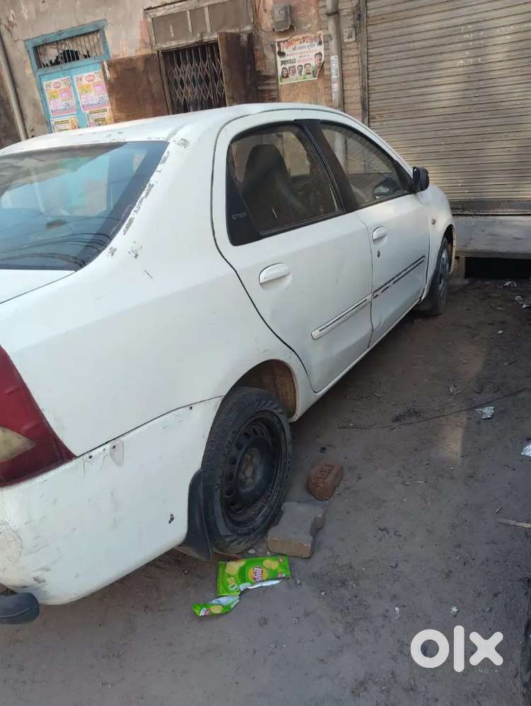 Toyota Etios Petrol 2011