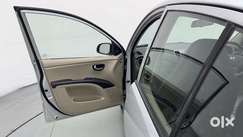 Hyundai I10 Sportz 1.1 Irde2, 2015, Petrol