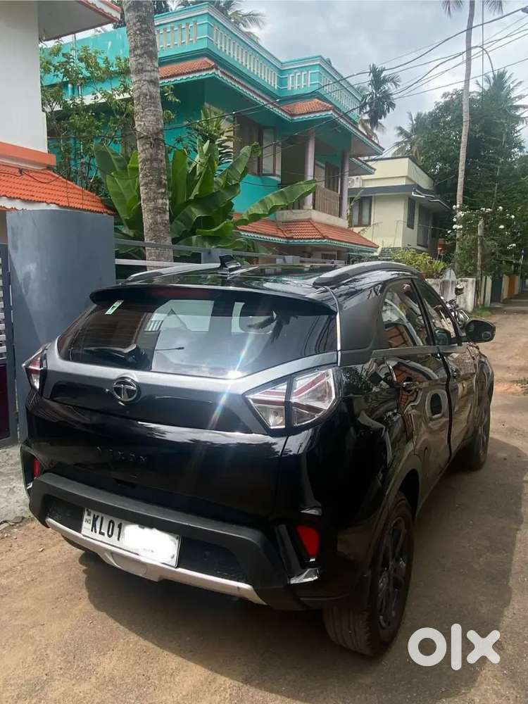 Tata Nexon Xz Plus Dark Edition