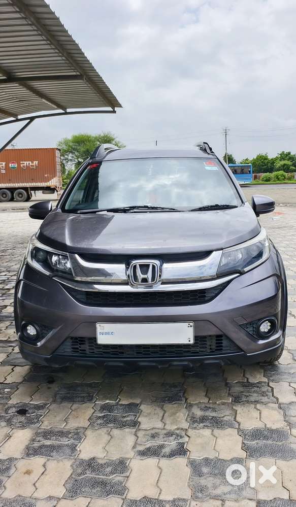 Honda Br-v 2018 Cng & Hybrids Well Maintained