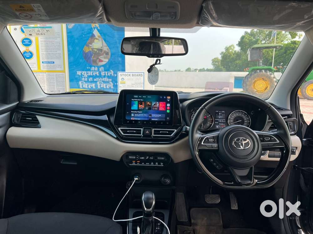 Toyota Glanza Petrol 2025