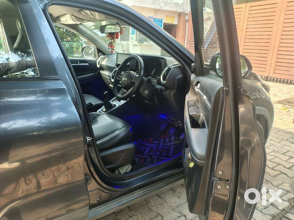 Kia Sonet Petrol 2021