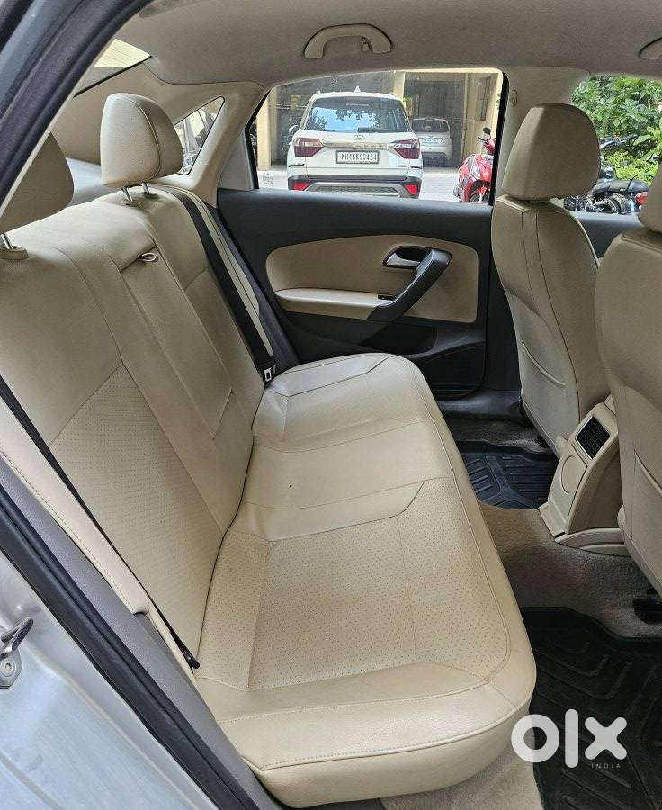 Volkswagen Vento 1.2 Tsi Highline At, 2016, Petrol