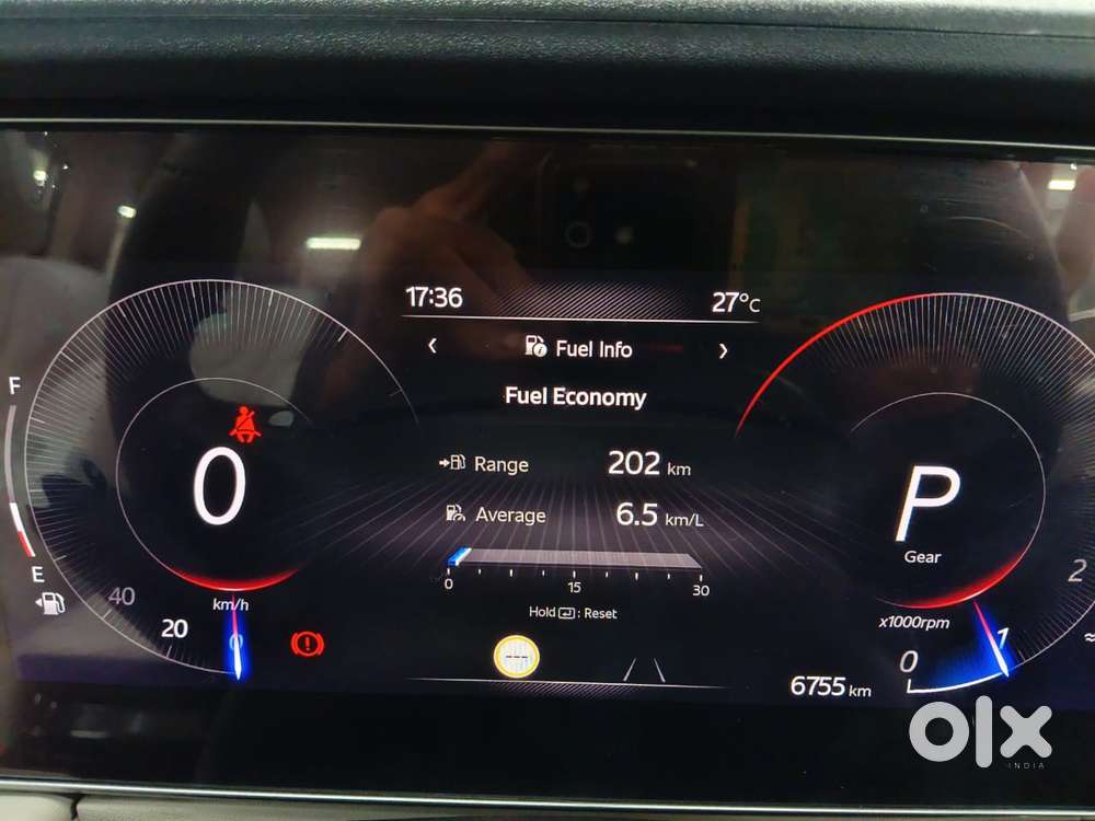Mahindra Xuv700 2.0 Ax 7 Petrol At Luxury Pack Str, 2025, Petrol