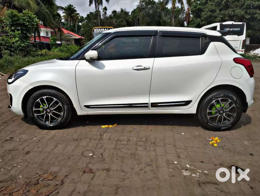 Swift Zxi Plus Automatic 2020 Yr, Low Km Driven, Company Service Only.