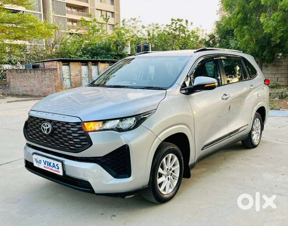 Toyota Innova Hycross 2.0 Gx 7 Str, 2023, Petrol