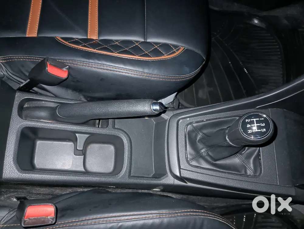 Maruti Suzuki Brezza 2024 Lxi S-cng