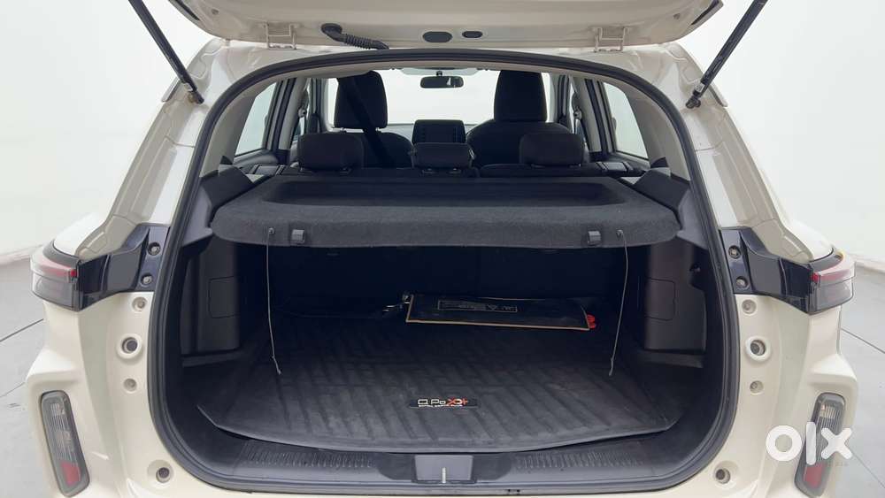 Maruti Suzuki Grand Vitara 1.5 Delta Smart Hybrid At, 2023, Petrol