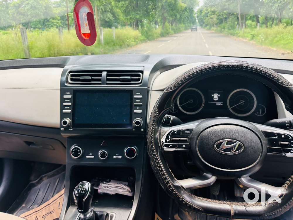 Hyundai Petrol Manual 2022