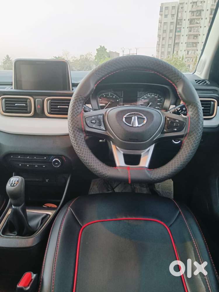 Tata Punch, 2022, Petrol