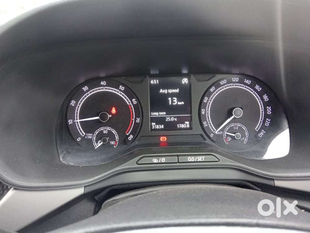 Skoda Kushaq 1.0 Tsi Ambition, 2022, Petrol