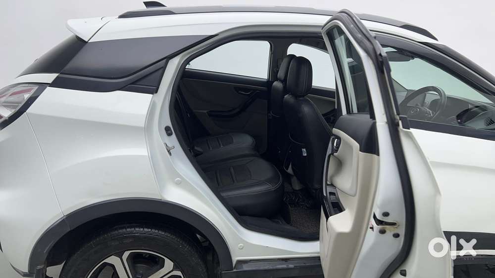 Tata Nexon Xz Plus (hs), 2022, Petrol