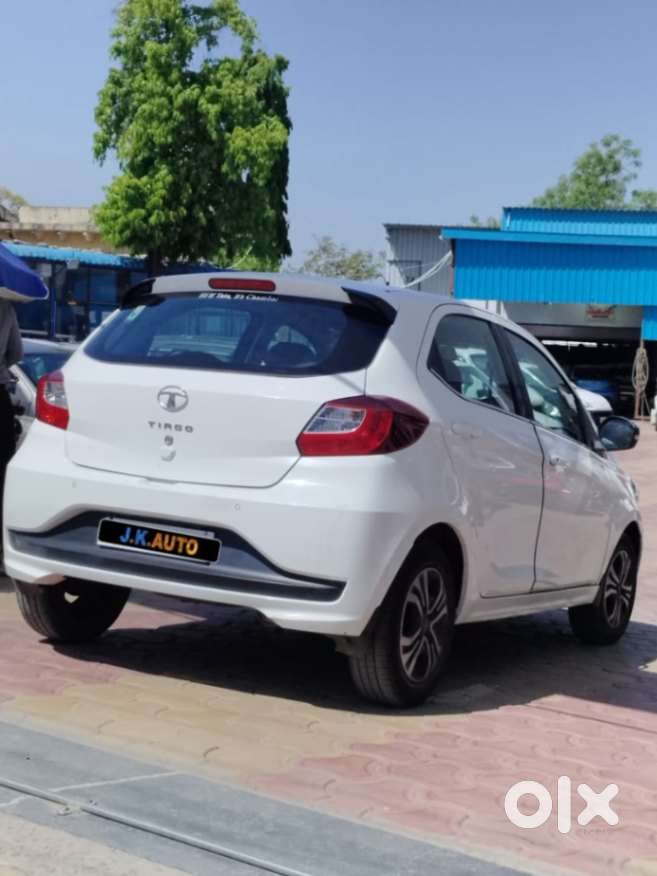 Tata Tiago 1.2 Revotron Xt (o), 2023, Petrol