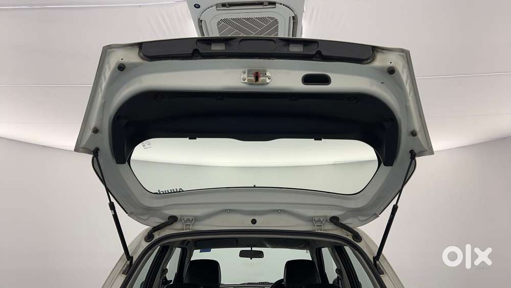 Maruti Suzuki Swift Vvt Vxi, 2016, Petrol