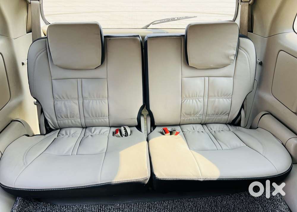 Toyota Innova 2.5 Vx 8 Str Bs-iii, 2014, Diesel