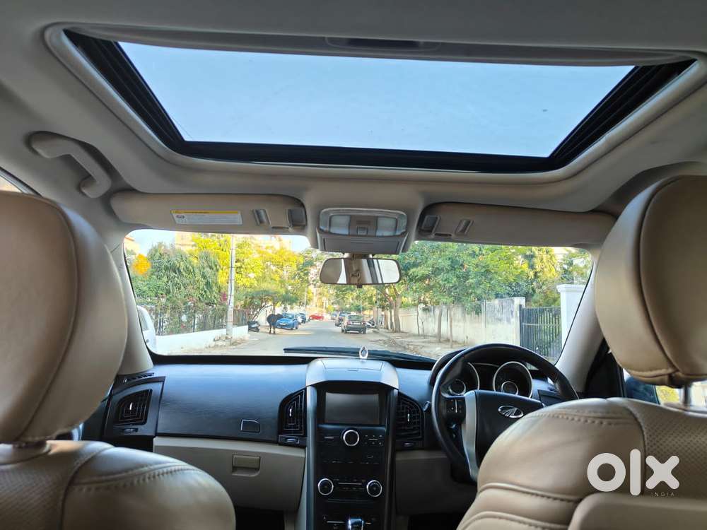 Mahindra Xuv500 W10 Awd, 2017
