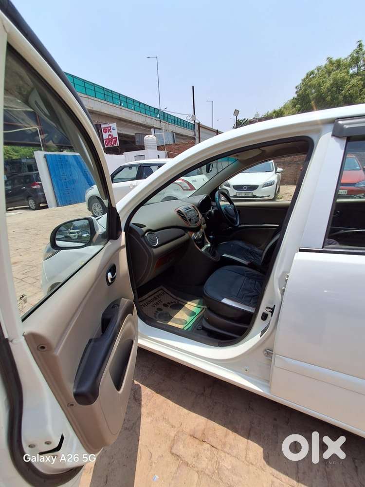Hyundai I10 1.2 Kappa Sportz, 2013, Cng & Hybrids