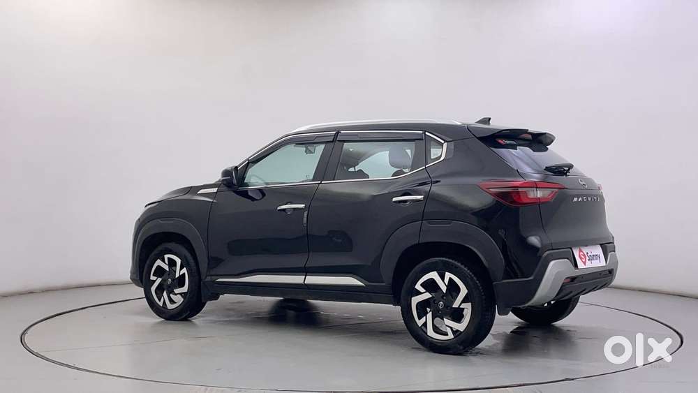 Nissan Magnite 1.0 Xv Premium, 2021, Petrol
