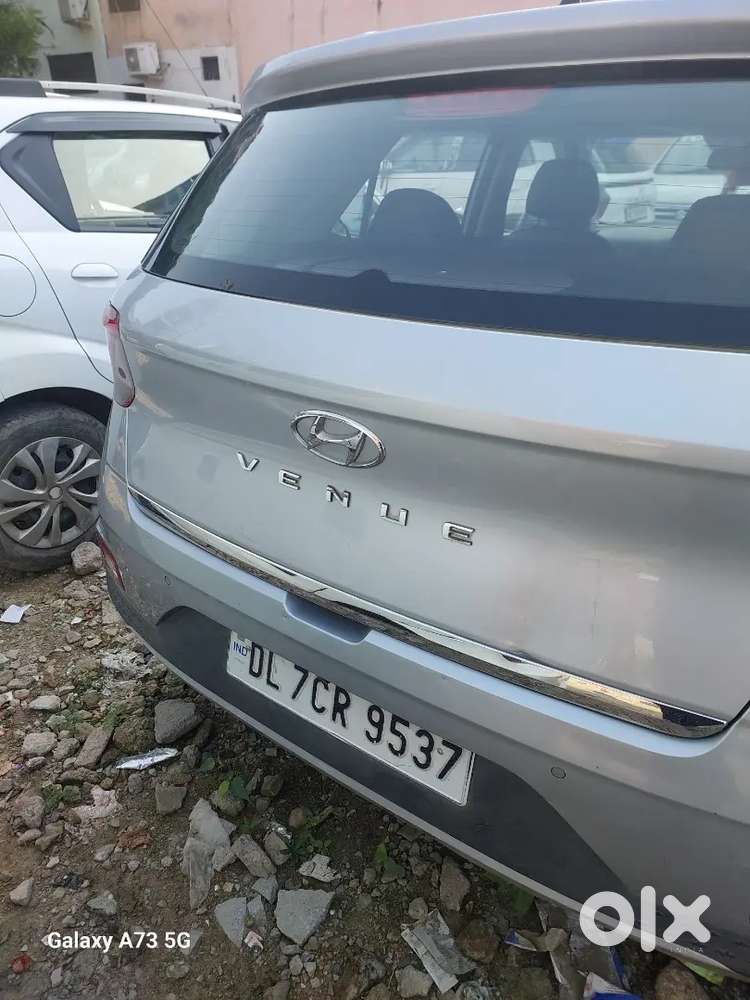 Hyundai Venue 2021 Petrol Well Maintained