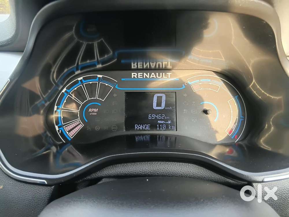 Renault Triber Rxz, 2022, Petrol