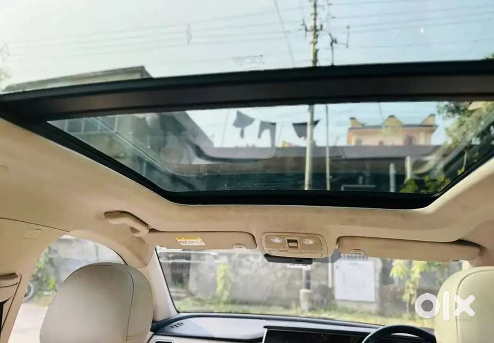 Mahindra Xuv700 2022 Petrol Well Maintained