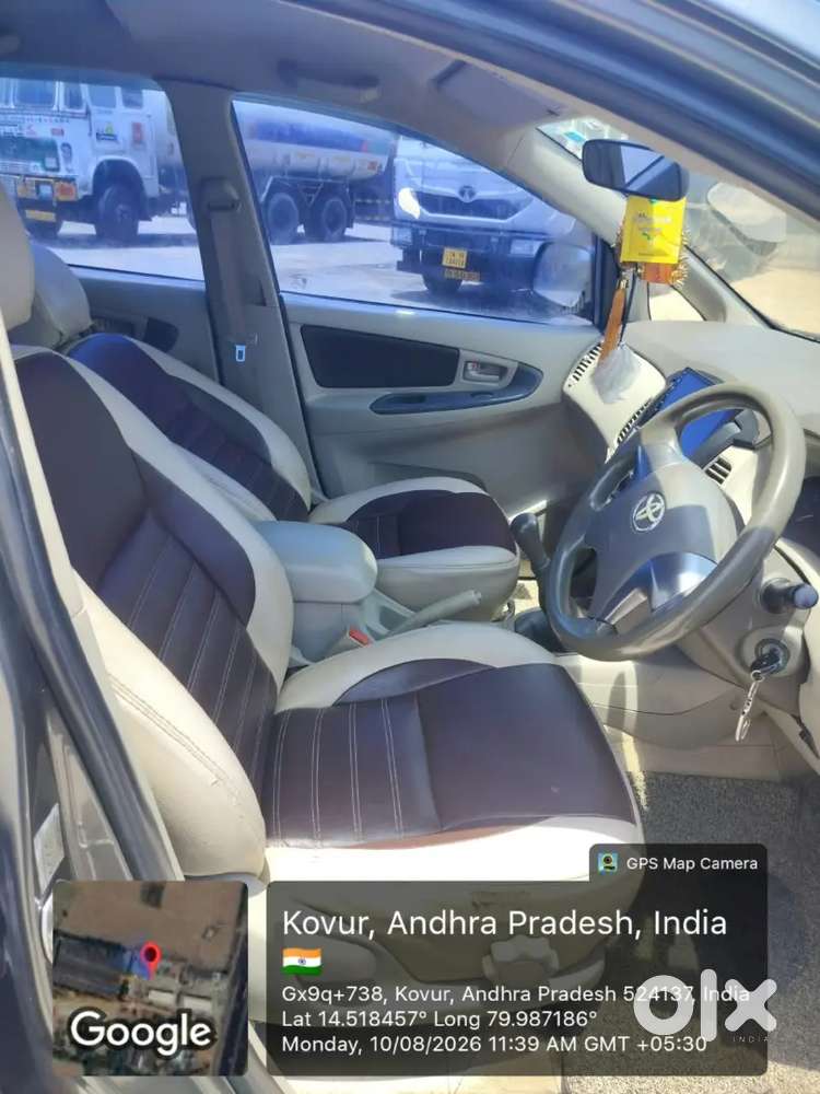 Toyota Innova Petrol 2014 270000 Km