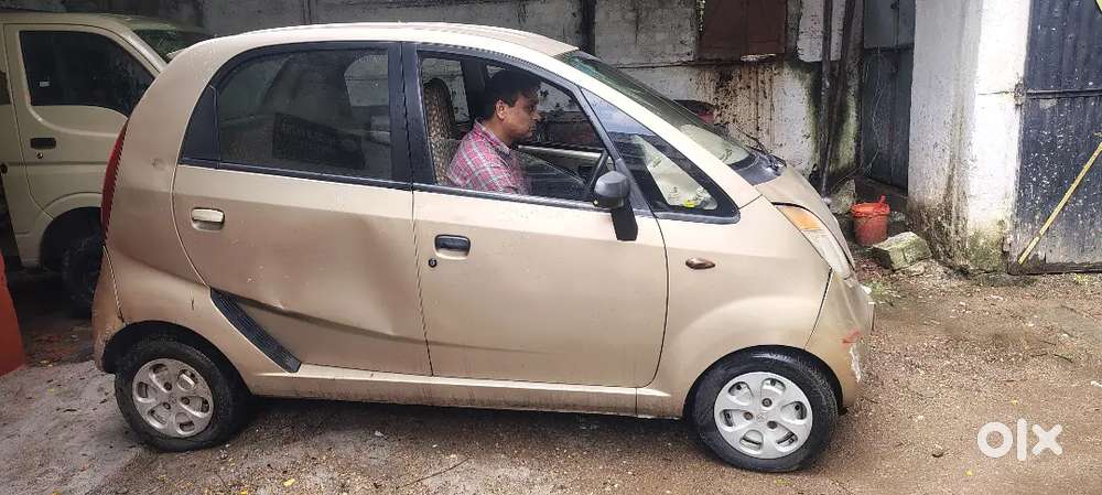 Tata Nano Lx 2012