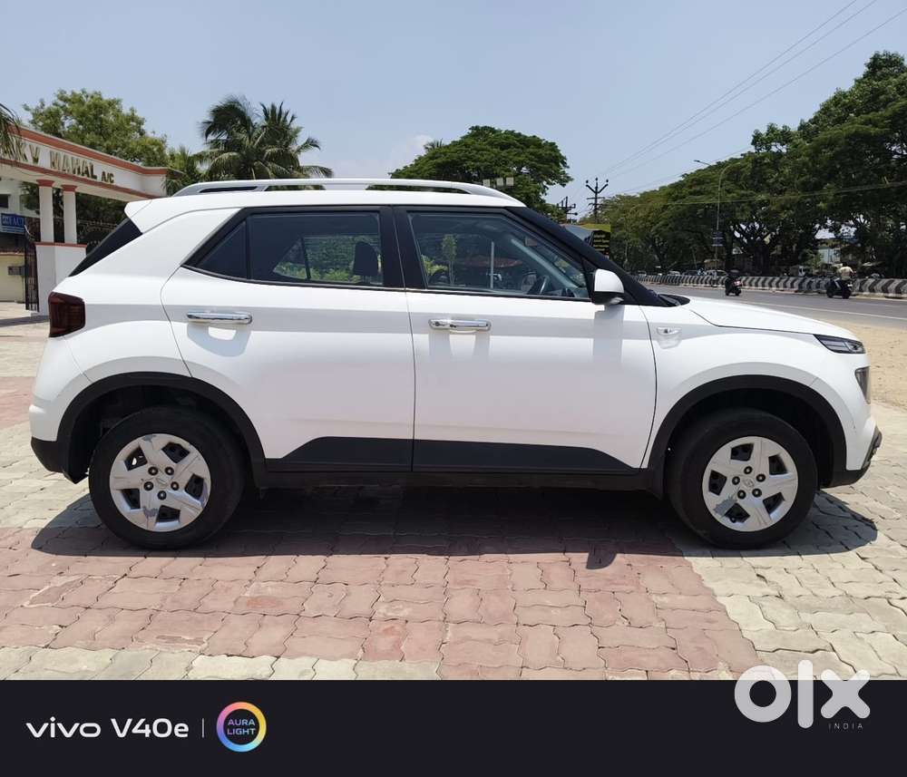 Hyundai Venue S Mt Turbo Gdi 1.0l, 2022, Petrol