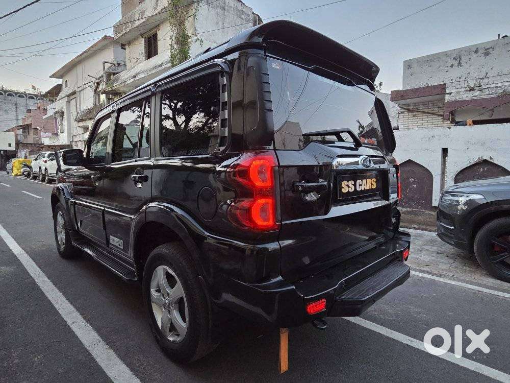 Mahindra Scorpio S11 Mt 7s, 2021, Diesel