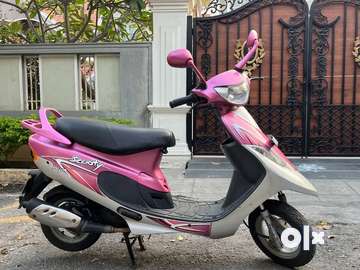 Scooty best sale pep pink