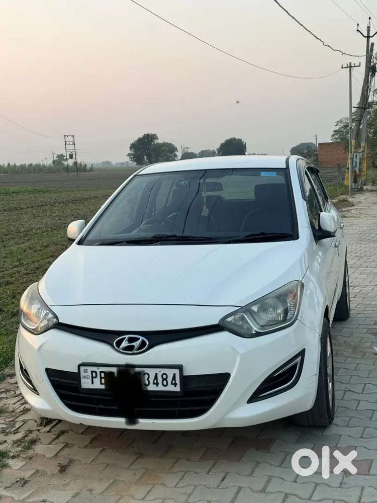 Hyundai I20 2013 Petrol Well Maintained