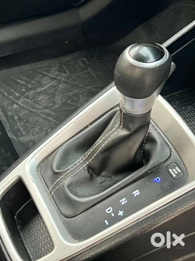 Hyundai Venue 1.0 S (o) Turbo Dct, 2019, Petrol