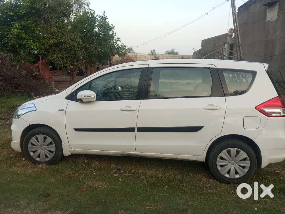 Maruti Suzuki Ertiga 2017 Diesel 100000 Km Driven