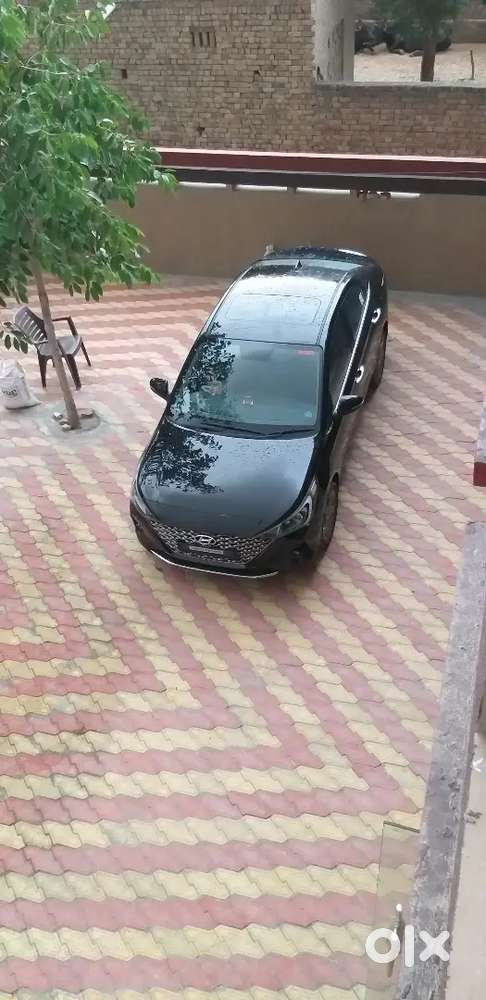 Black Verna Sx 1.5 Mt Petrol 2021