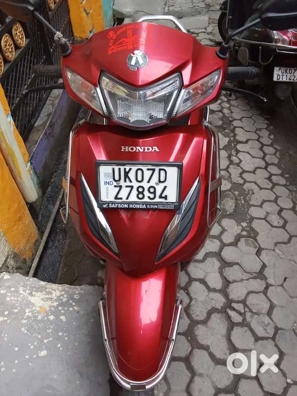 LADY OWNED HONDA ACTIVA 6G DELUXE EDITION