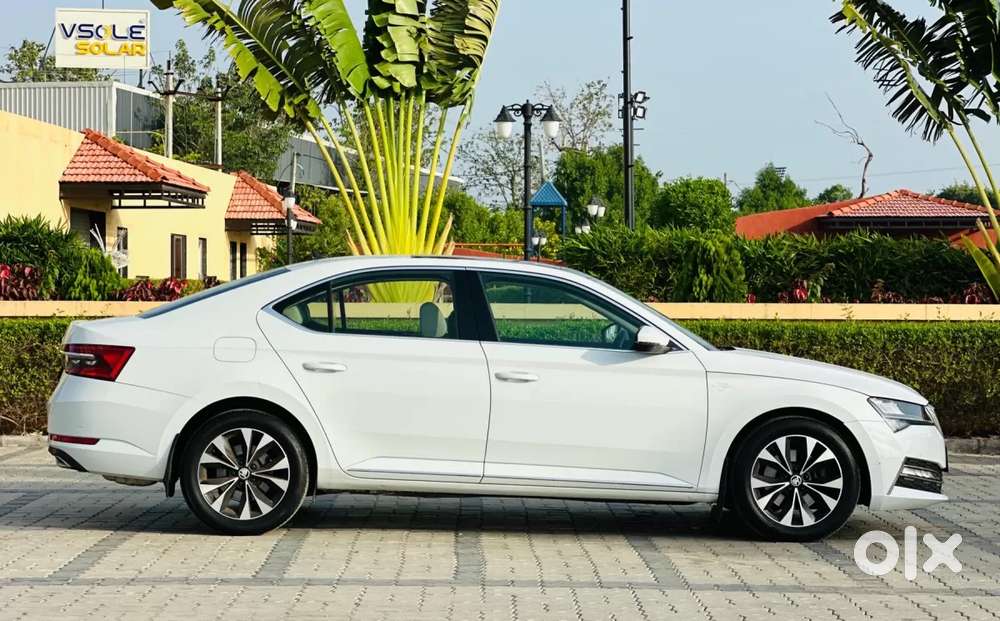 Skoda Superb 2.0 L&k Tsi At, 2020, Petrol