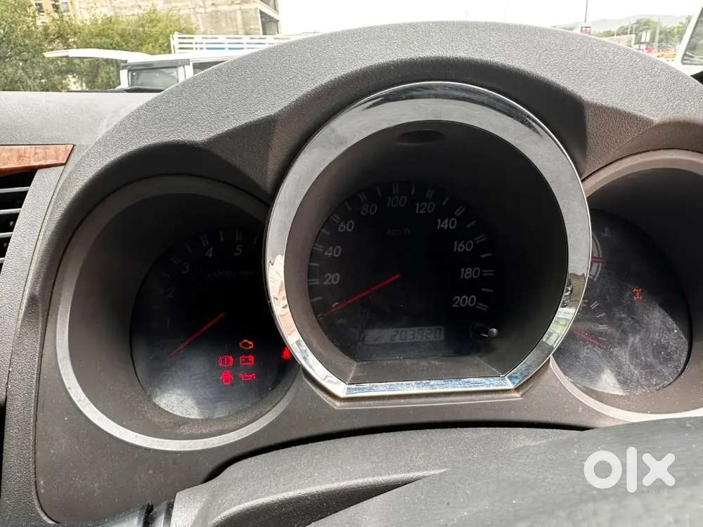 Toyota Fortuner Diesel 2011