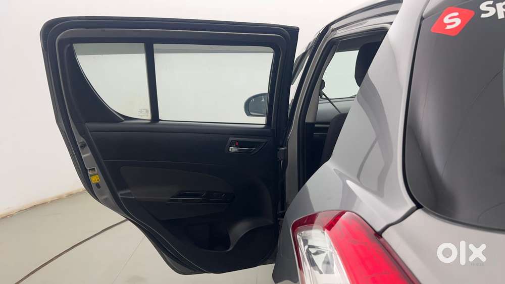 Maruti Suzuki Swift Vvt Vxi, 2017, Petrol