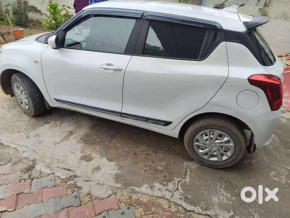 Maruti Suzuki Swift Lxi Petrol 2024