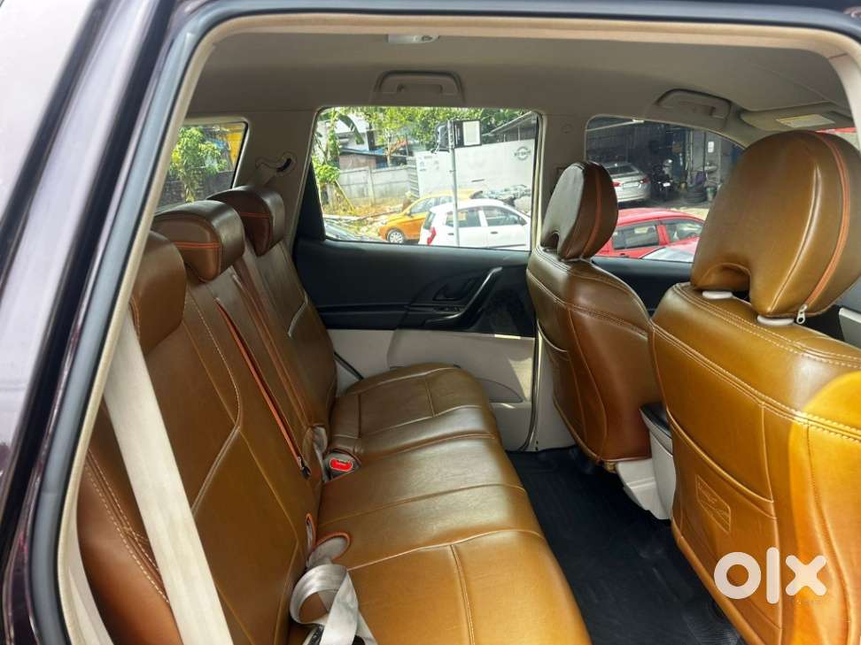 Mahindra Xuv500 W4, 2015, Diesel