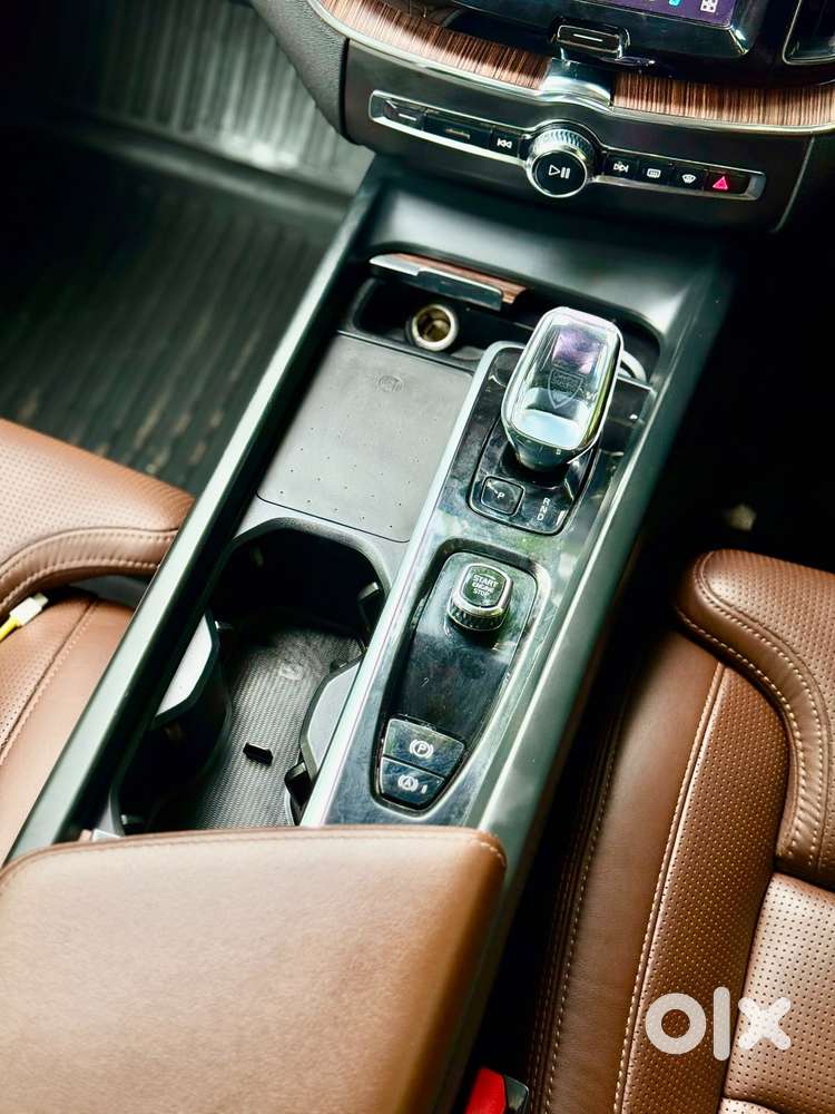 Volvo Xc60 2.0 B5 Ultimate, 2023, Petrol