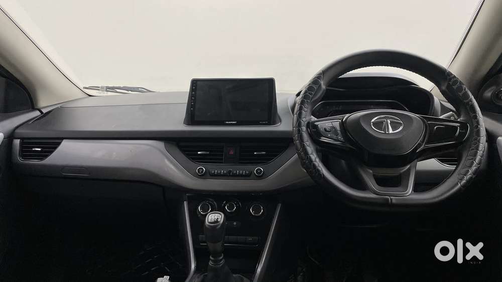 Tata Nexon 1.5 Revotorq Xm (s), 2021, Diesel
