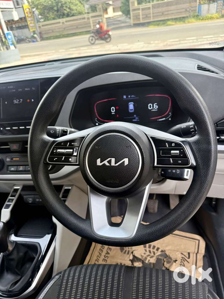 Kia Carens 1.5 Prestige Plus Diesel 7 Str Imt, 2023, Diesel