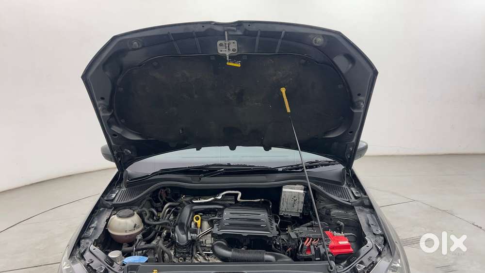 Volkswagen Vento 1.6 Highline, 2021, Petrol