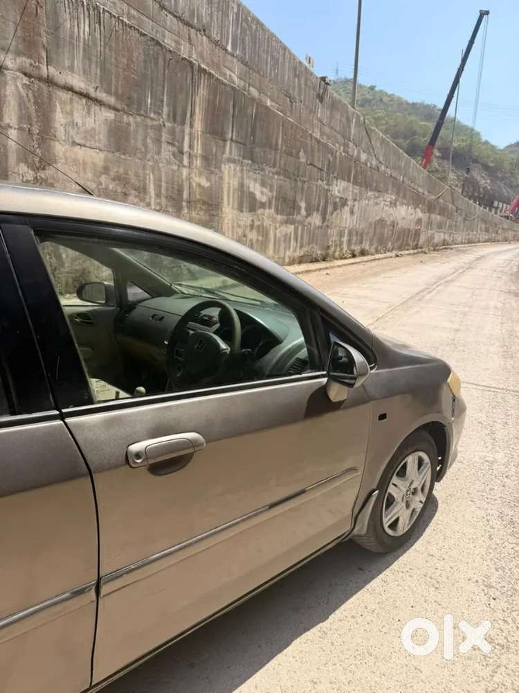 Honda City Zx 2007 Cng & Hybrids Well Maintained