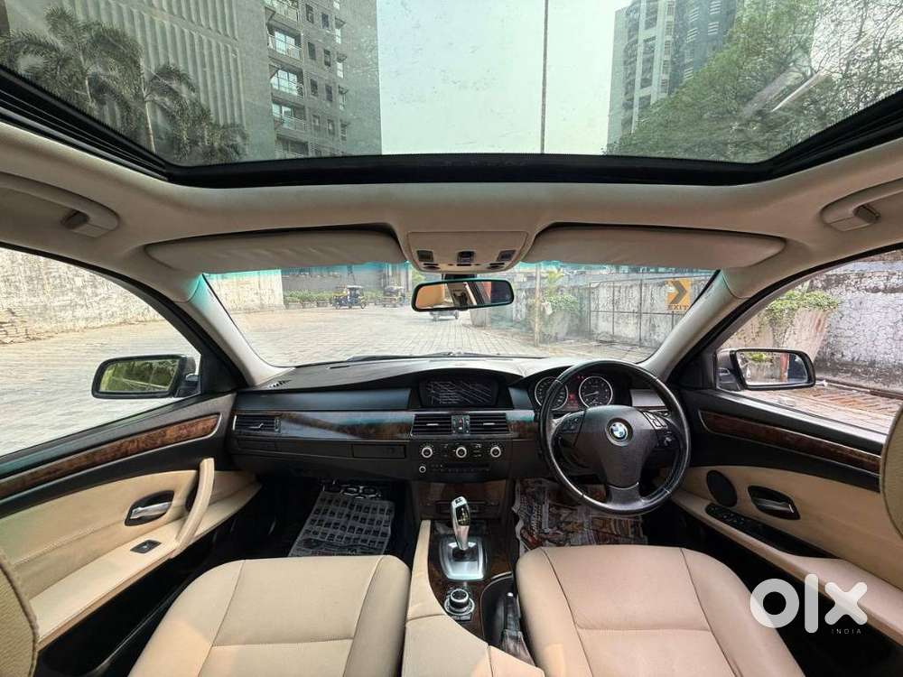 Bmw 5 Series 3.0 525i Sedan, 2010, Petrol