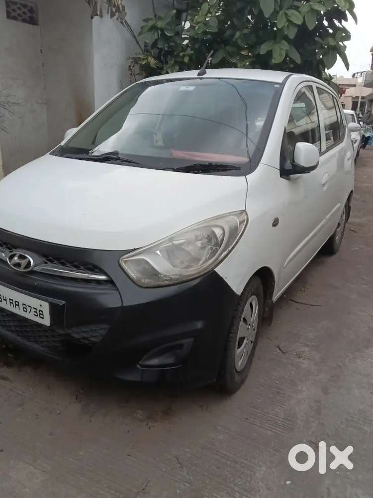 Hyundai I10 2013 Petrol 123000 Km Driven