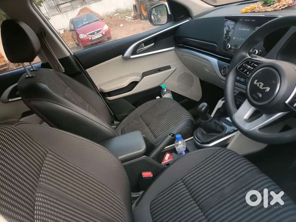 Kia Carens, 2022